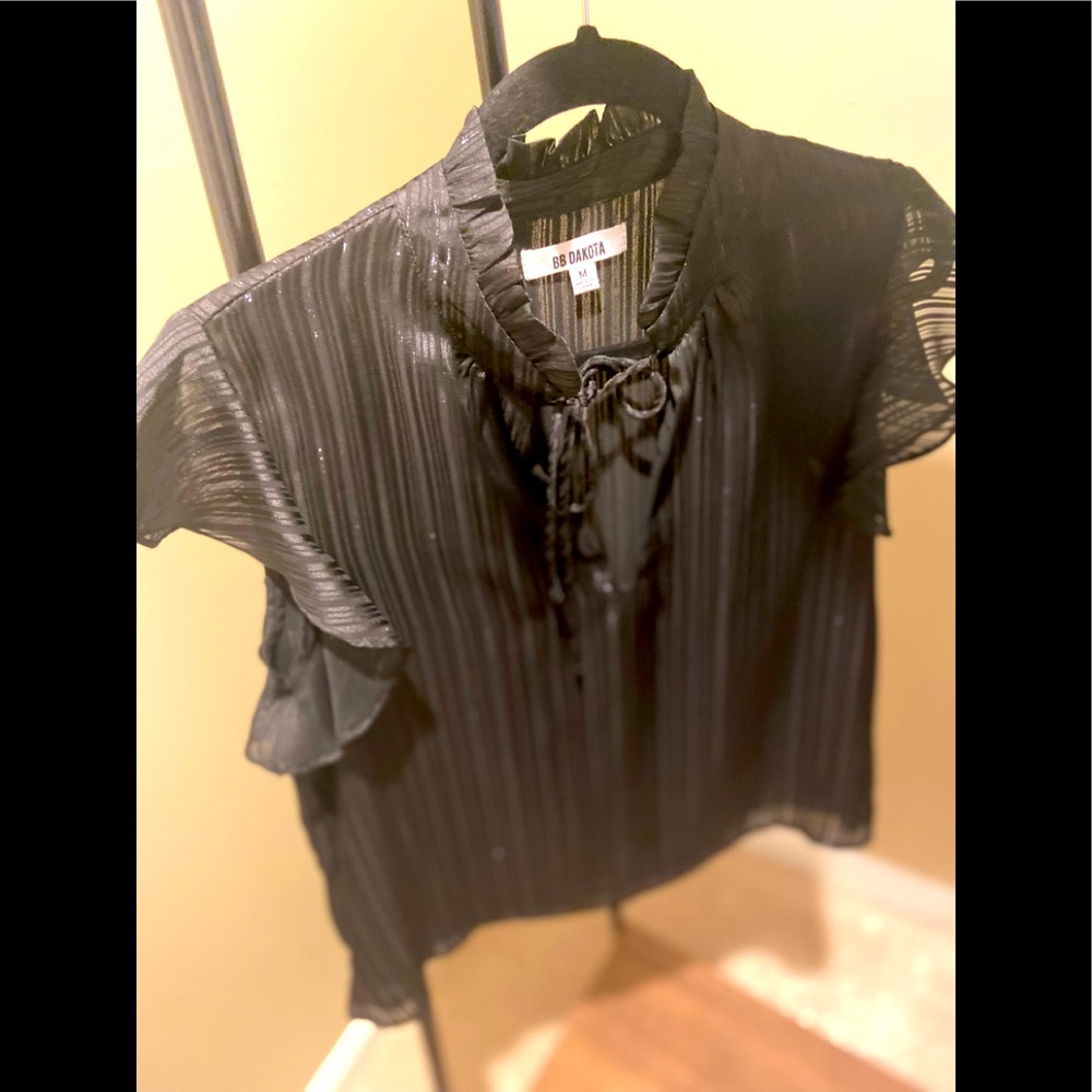 BB Dakota flutter tank black with shimmer detail